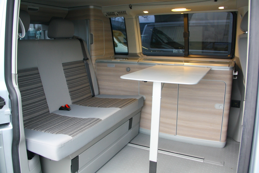 Volkswagen T5 GP California Comfortline – Lage Km.Stand – 2009 (model 2010 - GP) Volkswagen T5 GP California Comfortline – Lage Km.Stand – 2009 (model 2010 - GP)