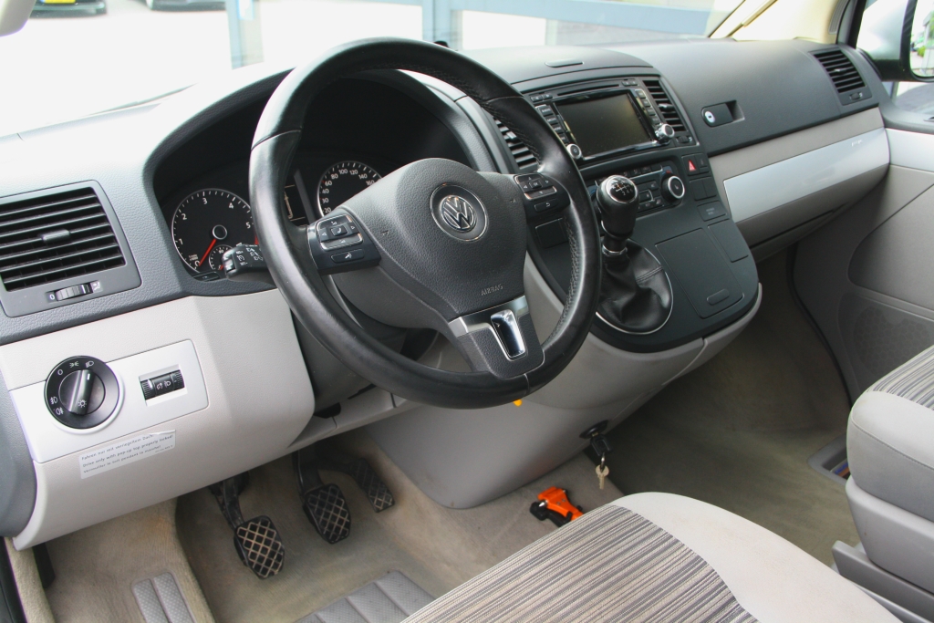 Volkswagen T5 GP California Comfortline – 2010