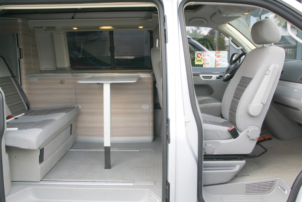Volkswagen T5 GP California Comfortline – 2010