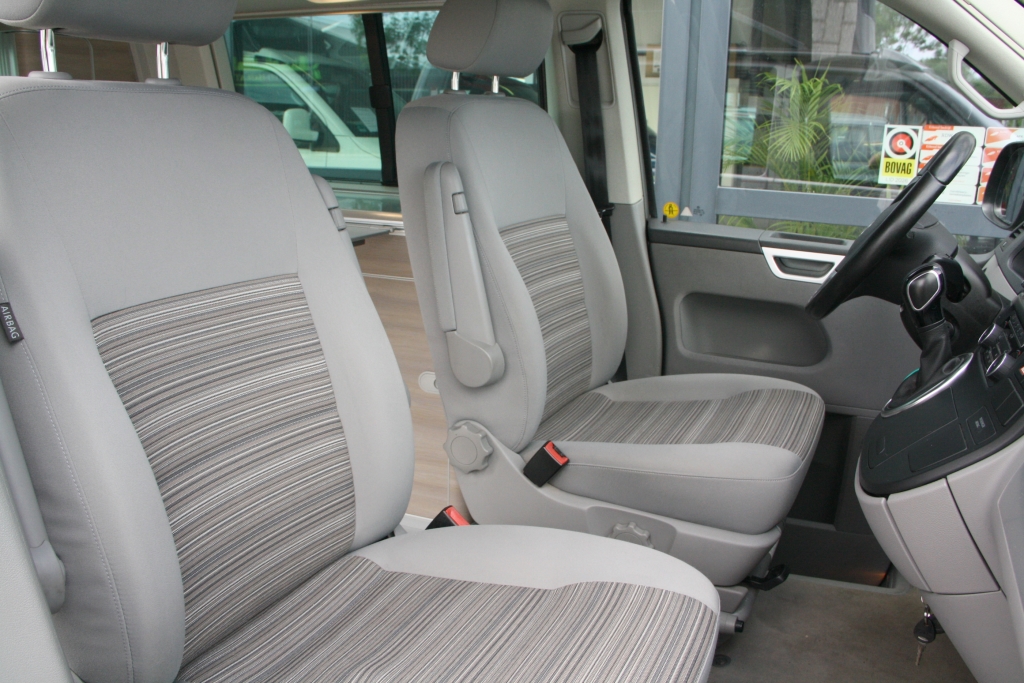 Volkswagen T5 GP California Comfortline DSG Automaat - NL auto - 2011 Volkswagen T5 GP California Comfortline DSG Automaat - NL auto - 2011