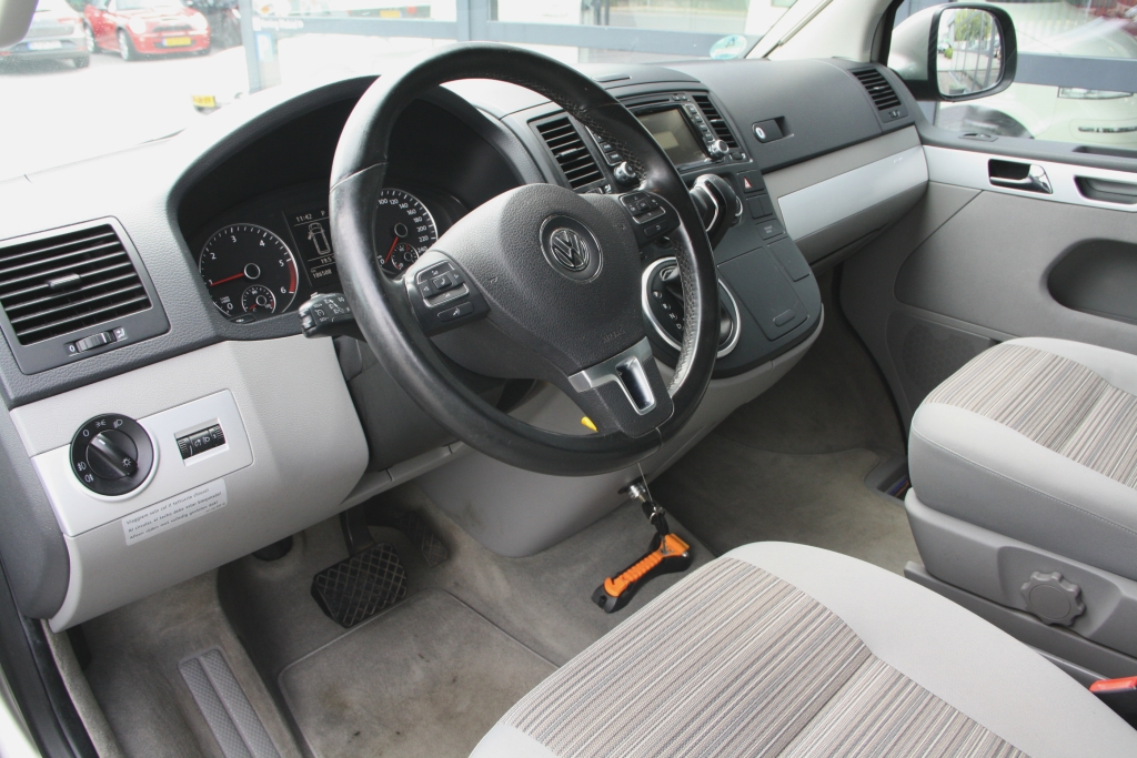Volkswagen T5 GP California Comfortline DSG Automaat - NL auto - 2011 Volkswagen T5 GP California Comfortline DSG Automaat - NL auto - 2011