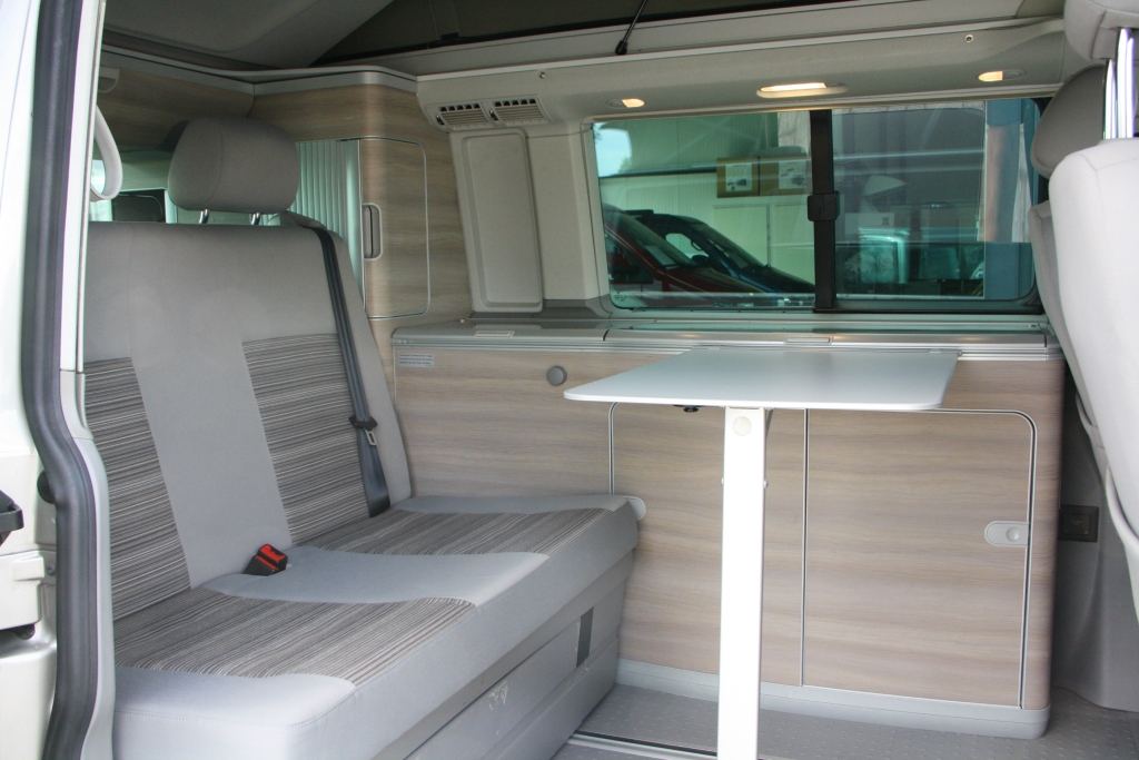 Volkswagen T5 GP California Comfortline DSG Automaat - NL auto - 2011 Volkswagen T5 GP California Comfortline DSG Automaat - NL auto - 2011