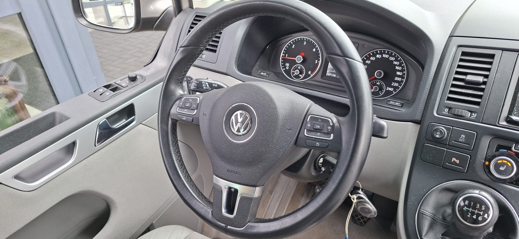 Volkswagen T5 GP California Generation – T6.1 tentdoek – Leer/Alcantara - 2014 Volkswagen T5 GP California Generation – T6.1 tentdoek – Leer/Alcantara - 2014