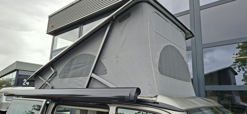 Volkswagen T5 GP California Generation – T6.1 tentdoek – Leer/Alcantara - 2014 Volkswagen T5 GP California Generation – T6.1 tentdoek – Leer/Alcantara - 2014