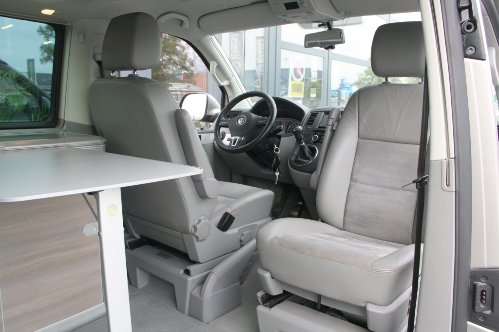 Volkswagen T5 GP California Generation – T6.1 tentdoek – Leer/Alcantara - 2014