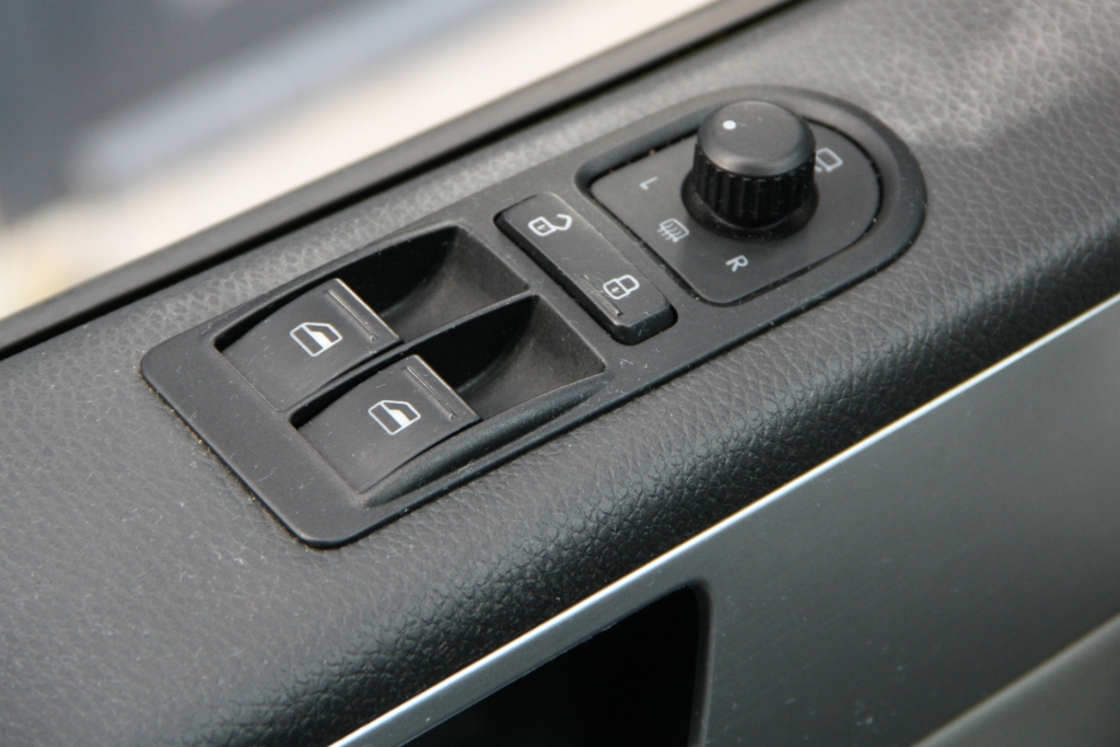 Volkswagen T5 GP California Generation – T6.1 tentdoek – Leer/Alcantara - 2014