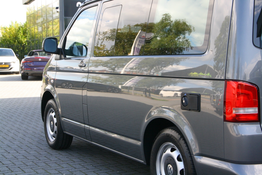 Volkswagen T5 GP California Comfortline – Lage KmStand! - 2015