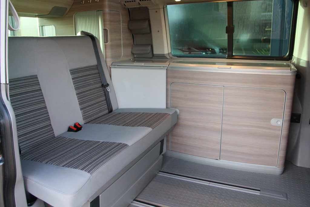 Volkswagen T5 GP California Comfortline – Led/ Xenon - NL Auto - 2015