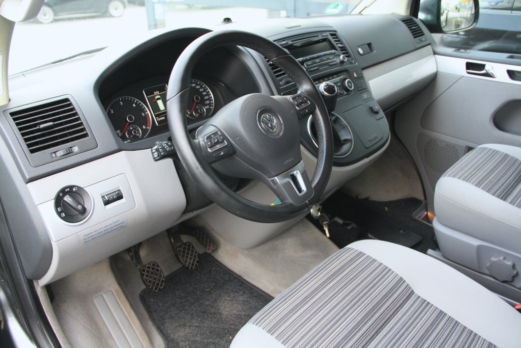 Volkswagen T5 GP California Comfortline – 2014